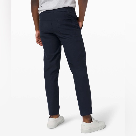 Lululemon Bowline Pant *Utilitech 30"
True Navy - Picture 2 of 8